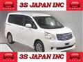 2013 Toyota Noah