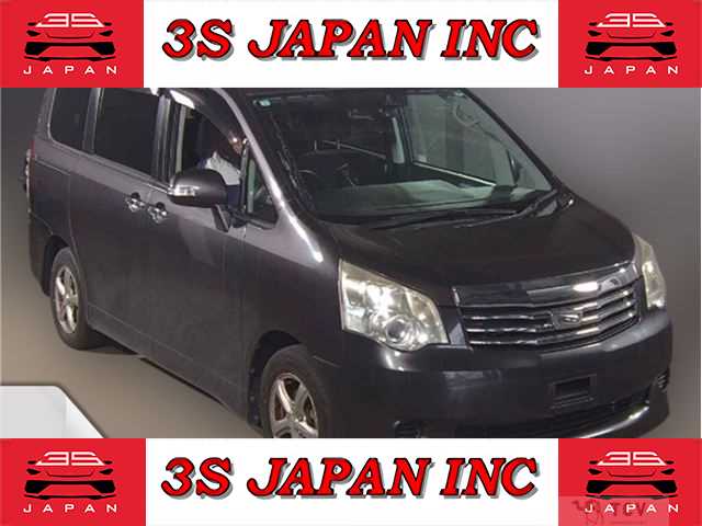 2013 Toyota Noah