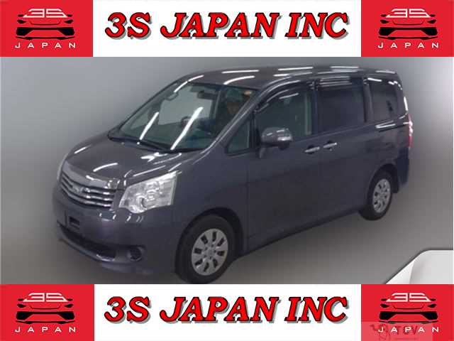 2013 Toyota Noah