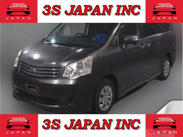 2013 Toyota Noah