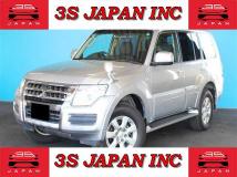 2016 Mitsubishi Pajero