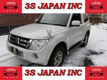 2011 Mitsubishi Pajero
