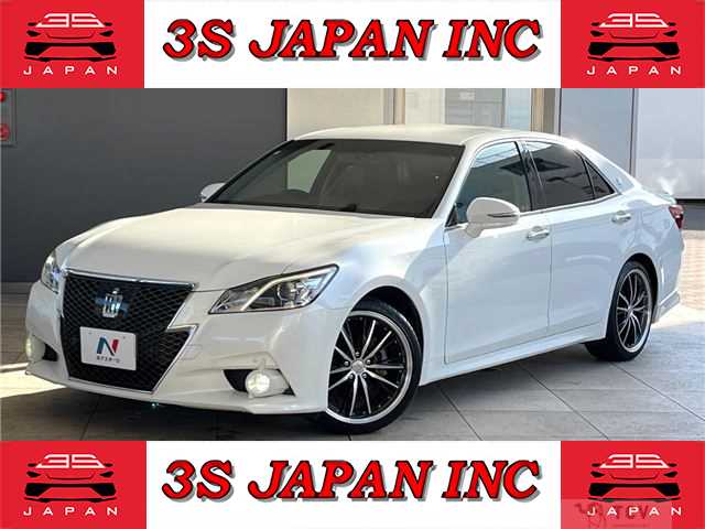 2014 Toyota Crown