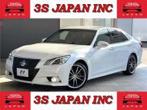 2014 Toyota Crown