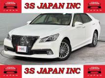 2013 Toyota Crown Royal Series