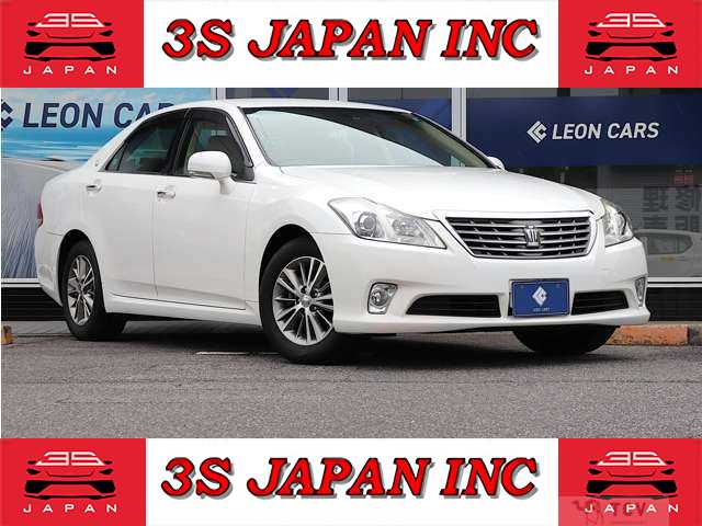 2011 Toyota Crown Royal Series