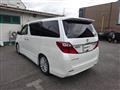 2013 Toyota Alphard