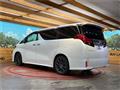 2015 Toyota Alphard
