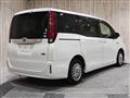 2015 Toyota Noah