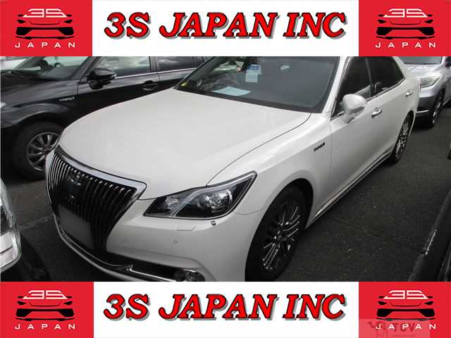2015 Toyota Crown Majesta