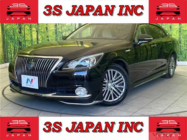 2014 Toyota Crown Majesta