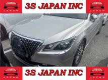 2015 Toyota Crown Majesta