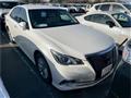 2016 Toyota Crown