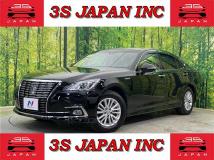 2016 Toyota Crown Hybrid