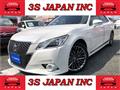 2013 Toyota Crown Hybrid