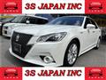 2014 Toyota Crown Hybrid