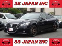 2013 Toyota Crown Hybrid