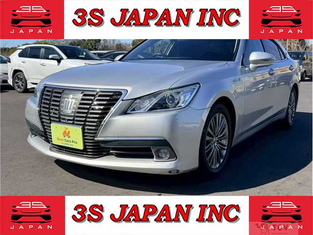 2013 Toyota Crown Royal Series