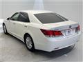 2013 Toyota Crown Hybrid