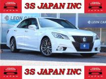 2013 Toyota Crown Athlete Series