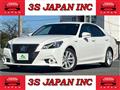 2013 Toyota Crown Hybrid
