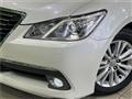 2013 Toyota Crown Hybrid