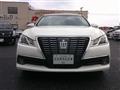 2014 Toyota Crown Hybrid