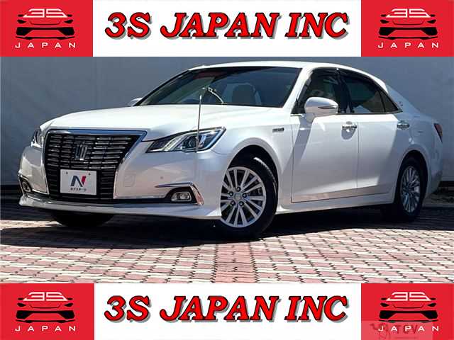 2018 Toyota Crown Hybrid