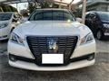 2013 Toyota Crown Hybrid