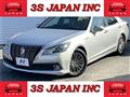 2013 Toyota Crown Hybrid