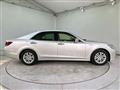 2013 Toyota Crown Royal Series