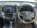 2014 Toyota Crown Hybrid