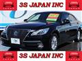 2013 Toyota Crown Royal Series
