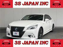 2013 Toyota Crown Hybrid