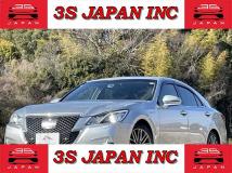2013 Toyota Crown Athlete Series