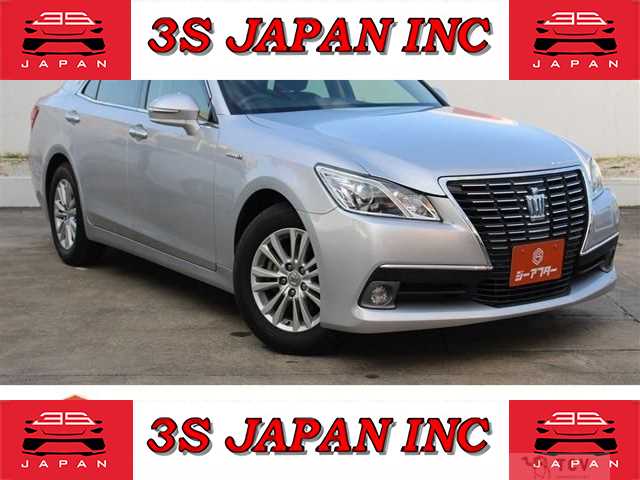 2013 Toyota Crown Royal Series
