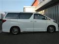 2013 Toyota Alphard