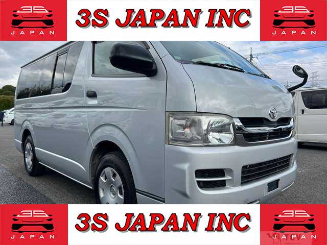 2010 Toyota Hiace Van