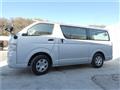 2005 Toyota Hiace