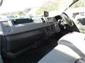 2005 Toyota Hiace
