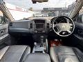 2006 Mitsubishi Pajero