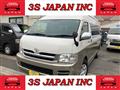 2006 Toyota Hiace