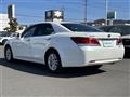 2013 Toyota Crown Hybrid