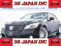 2014 Toyota Crown Hybrid