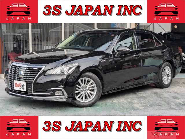 2017 Toyota Crown Hybrid