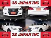 2013 Toyota Crown Hybrid