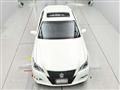 2013 Toyota Crown Hybrid