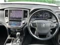 2014 Toyota Crown Hybrid