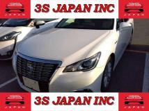 2016 Toyota Crown Hybrid