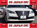 2014 Toyota Crown Hybrid